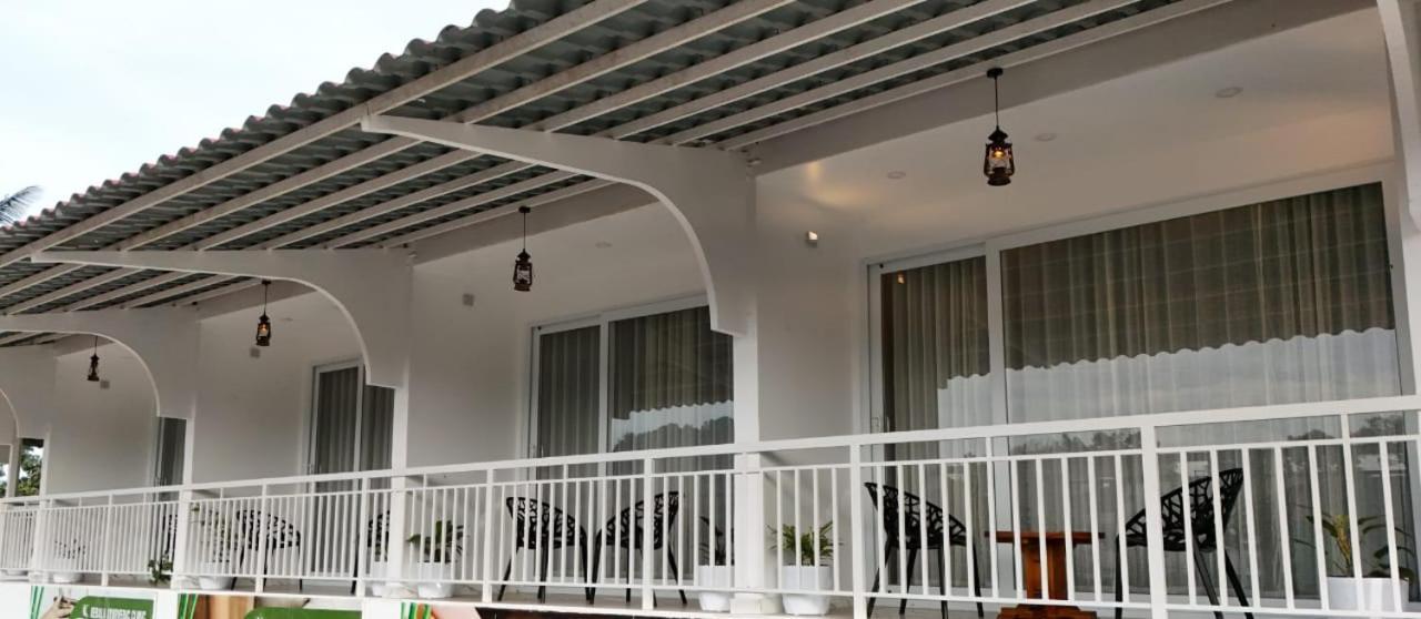 Cloud Bed Holidays مونار المظهر الخارجي الصورة